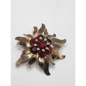 Vintage 1940s ruby glass floral brooch gold tone layered retro flower pin